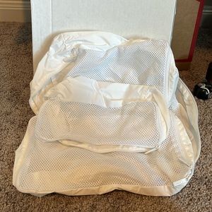 Away Packing Cubes- White